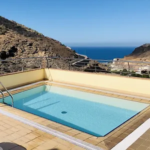 https://holiday-club-sol-amadores.in-canary-islands.com